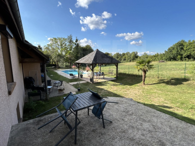 ST MARTIN DES CHAMPS – Maison – 6 pièces – 8500 m² de terrain