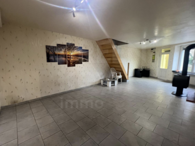 SOUGERES EN PUISAYE – Maison – 2 pièces – 995 m² de terrain