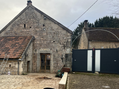 SOUGERES EN PUISAYE – Maison – 7 pièces – 2021 m² de terrain